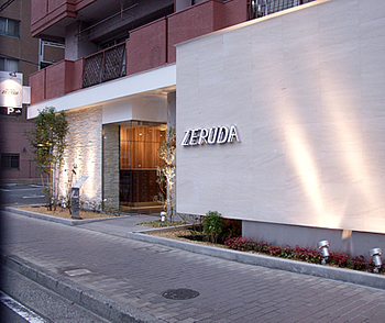 main_image